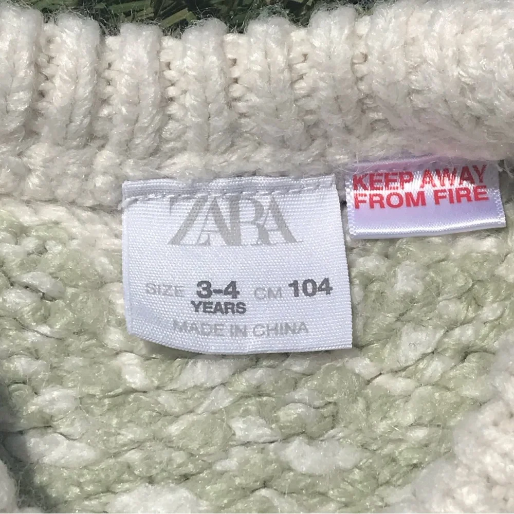 ZARA Winter Knit sweater - Picture 3 of 3